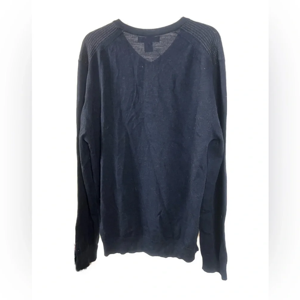 Banana Republic Men's 100% Merino Wool Navy Knot Pattern V-Neck Sweater- Size M